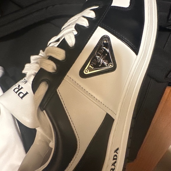 Prada shoes - Picture 1 of 2